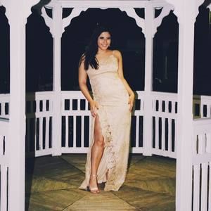 Meet your Posher, Natalie